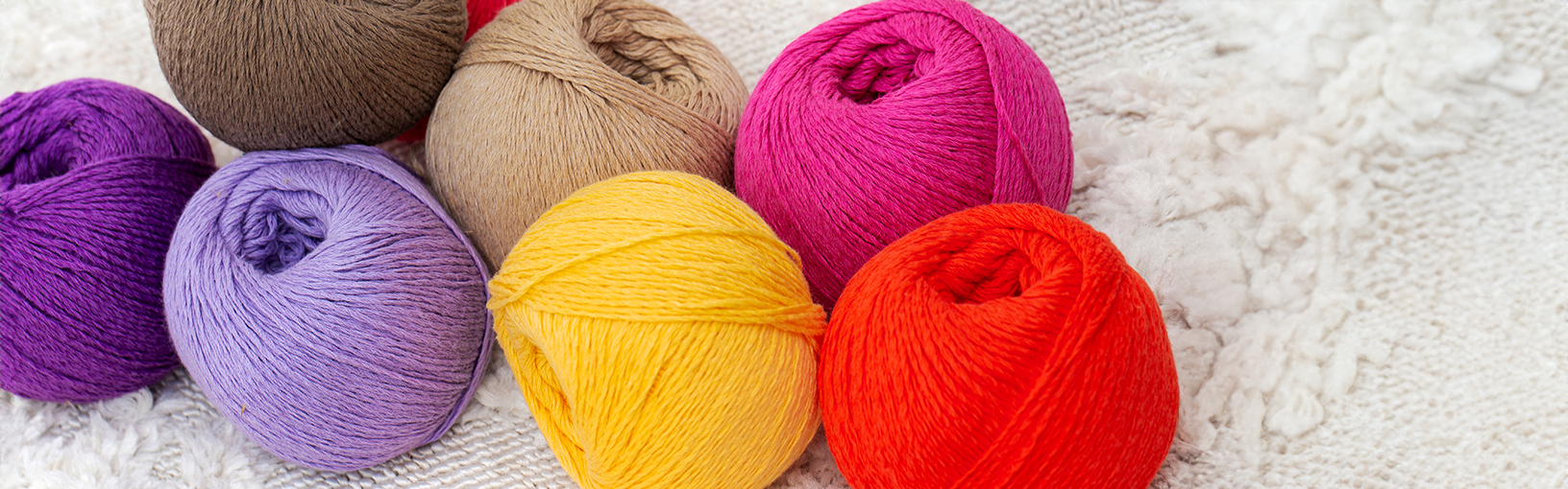 Garne zum Stricken, Häkeln und Filzen in bester Qualität LANA GROSSA Sockenwolle | Hand-dyed
